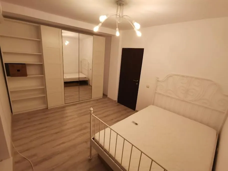 Big House In North With Ping-Pong Table Villa Bukarest